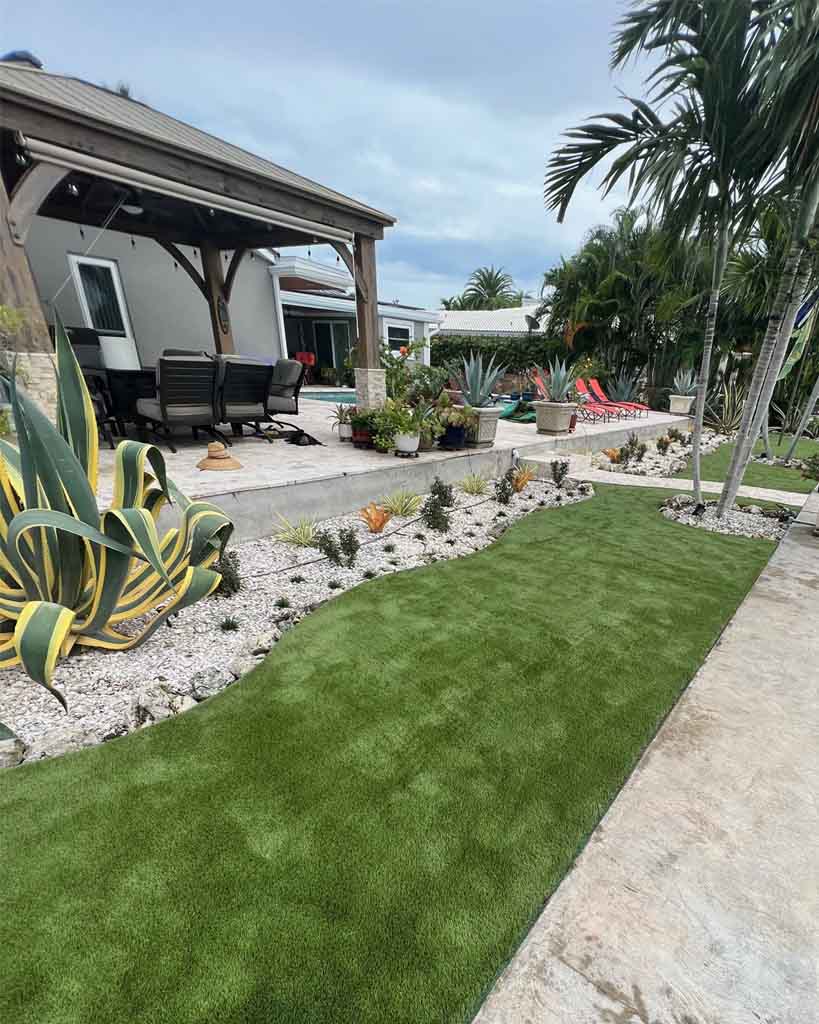 Rocks & Mulching - Gallery - National Hardscape Designs